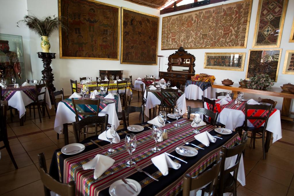 Hotel Majoro Наска Ресторан фото